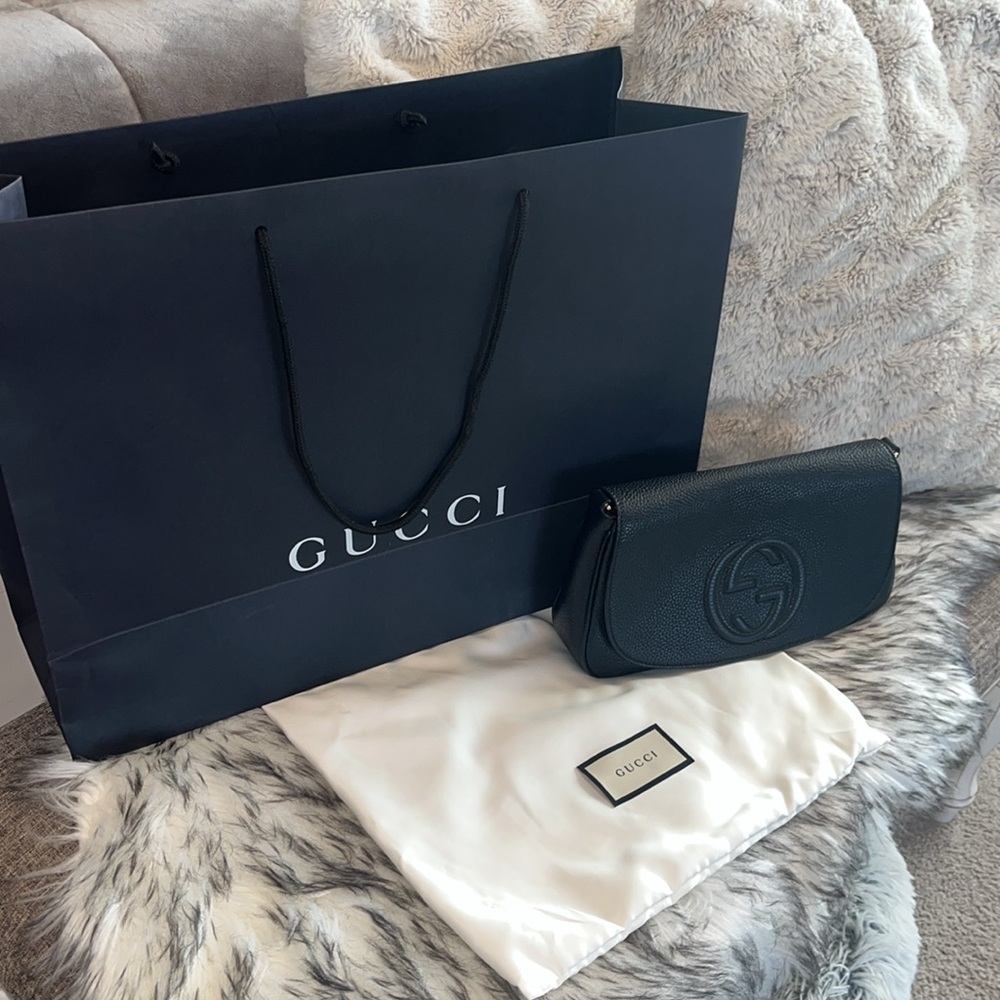 Gucci Soho Interlocking GG Black Leather Gold Chain Flap Shoulder Bag Purse - Picture 4 of 17